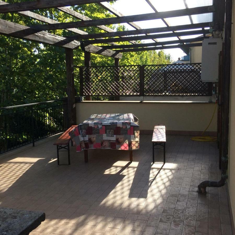 Casetta Relax A Sutri Esterno foto
